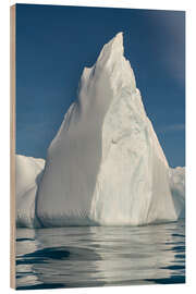 Wood print Iceberg mirroring in the ocean