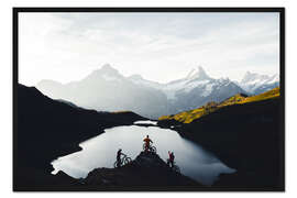 Gerahmter Kunstdruck Mountainbiker am Bachalpsee, Berner Oberland, Schweiz