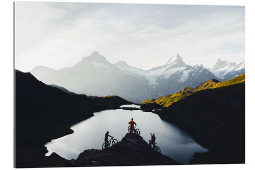 Stampa su plexi-alluminio Gli amanti della mountain bike al lago Bachalpsee, Oberland bernese, Svizzera