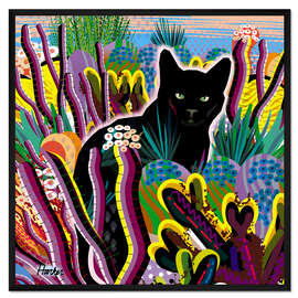 Gerahmter Kunstdruck Schwarze Katze im Garten