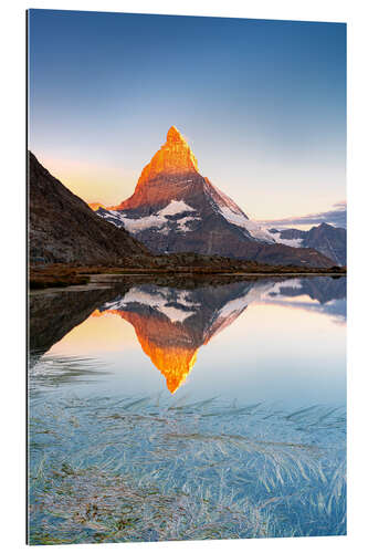 Galleritryck Matterhorn at sunrise from Riffelsee lake, Zermatt, Switzerland