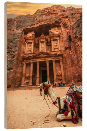 Wood print Camel in front of the treasury of Petra II