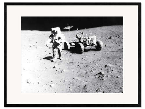 Ingelijste kunstdruk James Irwin on the moon walk of the Apollo 15 mission