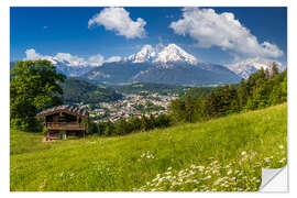 Wandsticker Alpine Landschaft mit Hütte im Sommer mit Watzmann