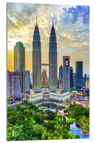 Galleritryck Kuala Lumpur skyline with Petronas Twin Towers in sunset