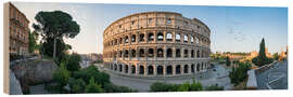 Puutaulu The Colosseum in Rome at sunrise