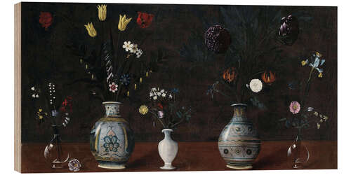 Puutaulu Vases of flowers on a table
