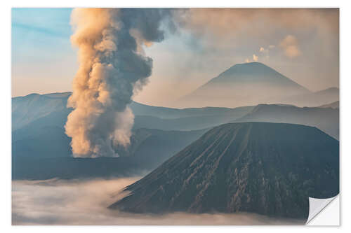 Selvklebende plakat Active Volcano