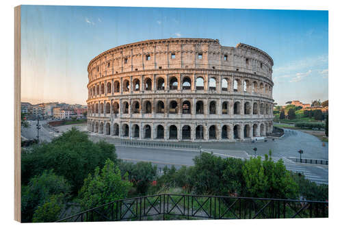 Puutaulu Colosseum at sunrise