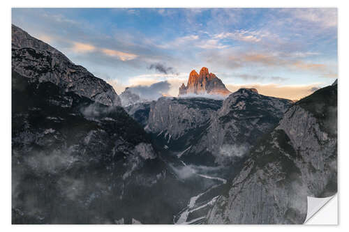 Sisustustarra Tre Cime Di Lavaredo at sunset, Dolomites, Italy