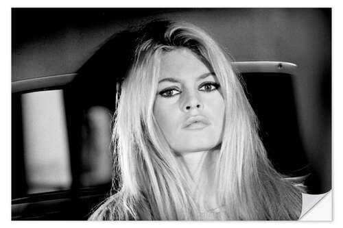 Naklejka na ścianę Brigitte Bardot in Two Weeks in September