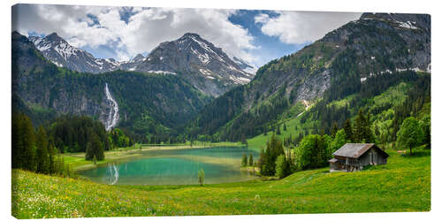 Obraz na płótnie Alpine idyll on Lake Lauenen near Gstaad