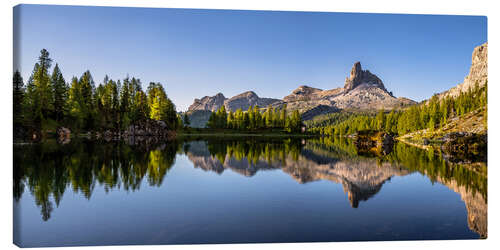 Canvas print Federa lake in den Dolomiten