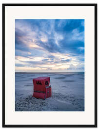 Gerahmter Kunstdruck Einsamer Strandkorb am Nordseestrand