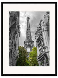 Impression artistique encadrée Green trees and the Eiffel Tower