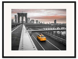 Gerahmter Kunstdruck Taxi auf der Brooklyn Bridge