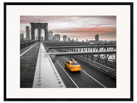 Gerahmter Kunstdruck Taxi auf der Brooklyn Bridge