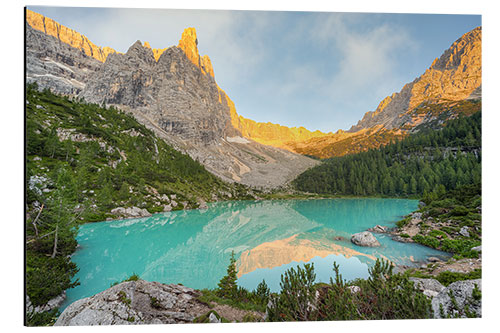 Aluminium print In the morning at the Lago di Sorapis in the Dolomites