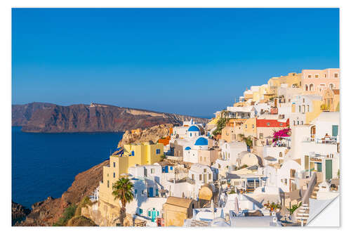 Vinilo para la pared Colorful houses of Oia in Santorini, Greece