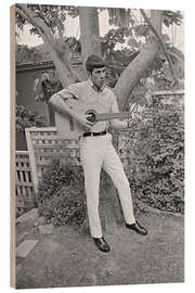 Trätavla Leonard Nimoy plays guitar, 1966