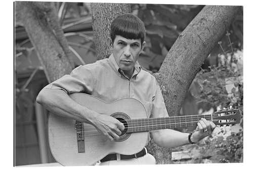 Gallery print Leonard Nimoy with guitar, 1966