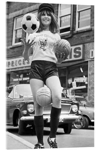 Akrylglastavla Anne Worrall in Soccer World Cup gear, England 1966