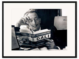 Framed art print Salvador Dali reading his biography, 1959