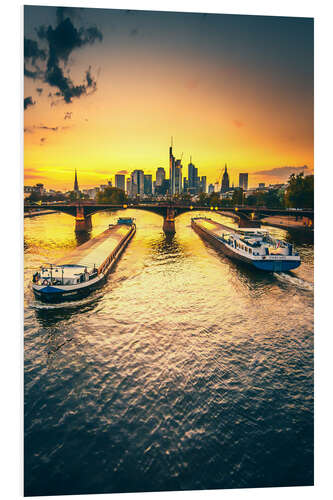 Cuadro de PVC Frankfurt in the sunset, skyline with two ships