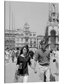 Alumiinitaulu Jean-Paul Belmondo with his wife Elodie in Venice, 1960