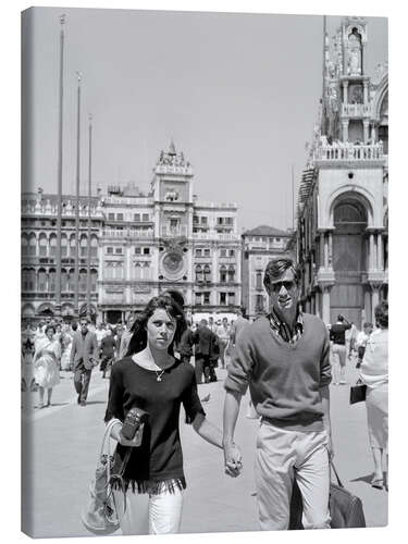 Leinwandbild Jean-Paul Belmondo mit Ehefrau Elodie in Venedig, 1960