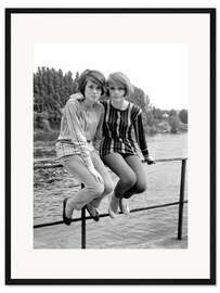 Gerahmter Kunstdruck Catherine Deneuve und ihre Schwester Francoise Dorleac, 1960