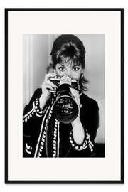 Gerahmter Kunstdruck Gina Lollobrigida mit Kamera