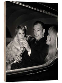 Wood print Mia Farrow with painter Salvador Dali and Amanda Lear, Paris, 1970