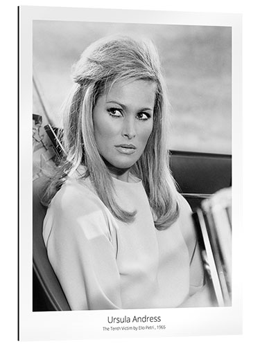 Galleriataulu Ursula Andress, The Tenth Victim by Elio Petri, 1965