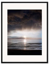 Gerahmter Kunstdruck Dramatischer Sonnenuntergang an der Ostseeküste
