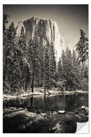 Wandsticker El Capitan über dem Merced River im Winter