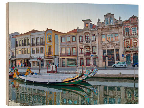 Quadro de madeira Moliceiro boats along the main Aveiro Canal