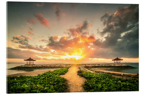 Cuadro de metacrilato Bali temple by the sea with sunrise