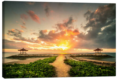 Canvastavla Bali temple by the sea with sunrise