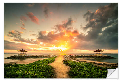 Selvklebende plakat Bali temple by the sea with sunrise