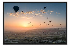 Gerahmter Kunstdruck Himmel voller Heissluftballone in Kapadokkien, Türkei