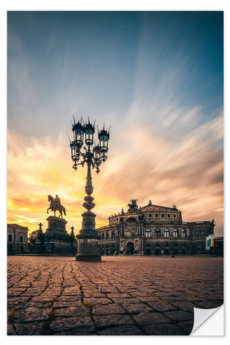 Selvklebende plakat Semperoper Dresden with lamp and rider in the sunset