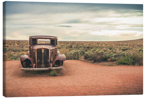 Canvas print Wreck in the desert