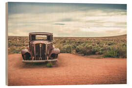 Quadro de madeira Wreck in the desert