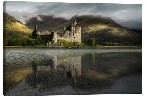 Tableau sur toile Kilchurn Castle on Loch Awe, Scotland