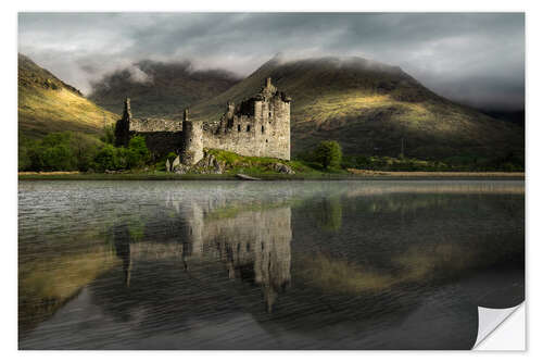 Sisustustarra Kilchurn Castle on Loch Awe, Scotland