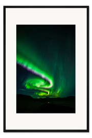 Gerahmter Kunstdruck Eine Nordlicht-Spirale über Island