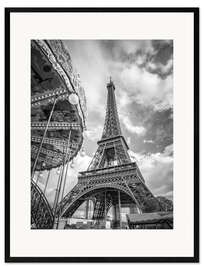 Gerahmter Kunstdruck Eiffelturm mit Karussell in Paris