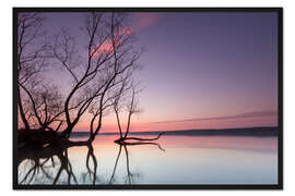 Gerahmter Kunstdruck Abend am See in pastell