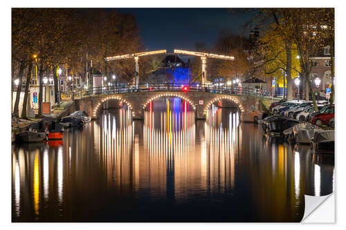 Adesivo murale Bridge with lights reflected on water